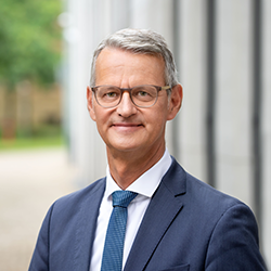 Interview with Dr. Gerald Gaß, Chairman of the Board of the German Hospital Federation (Deutsche Krankenhaus Gesellschaft)