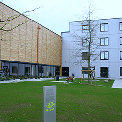 In France, the Saint Roch Clinic in Cambrai has already exceeded the Paris Agreements